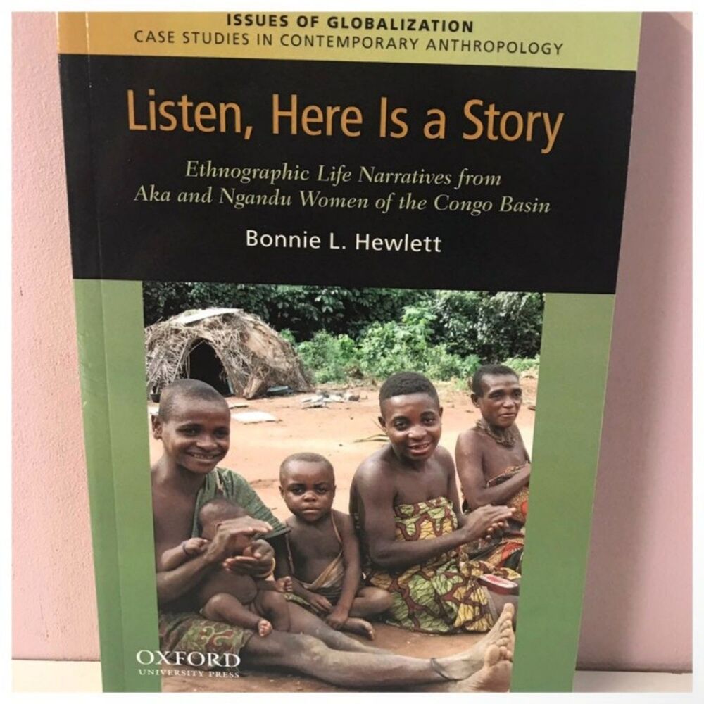 Listen, Here is a Story by Bonnie L. Hewlett Paperback Book EUC